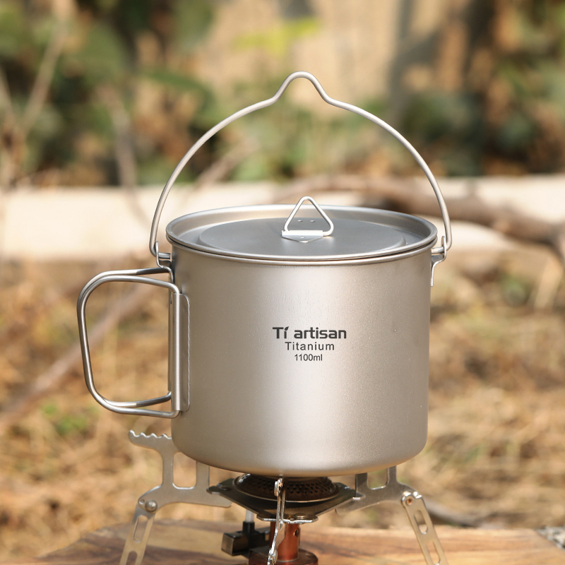 Camping Cooking Pot Set - ไทอาร์ติซาน ไทเทเนียม 1.1 ลิตรหม้อตั้งแคมป์ชุดทำอาหารกลางแจ้งพร้อมฝาปิดและที่จับแบบพกพาแก้วปิคนิคเดินป่าถ้วยน้ำภาชนะใส่อาหาร